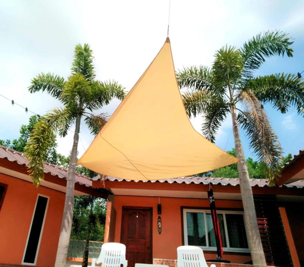 The Windsor Boutique Resort Chumphon Exterior foto